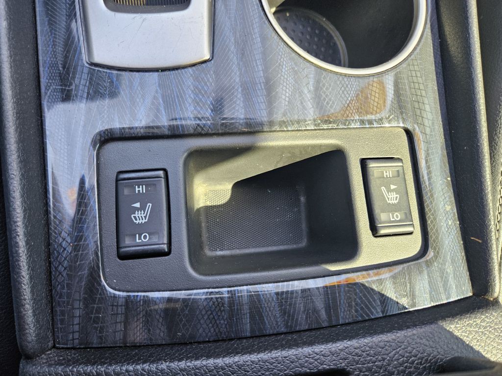 2016 Nissan Altima Image 34