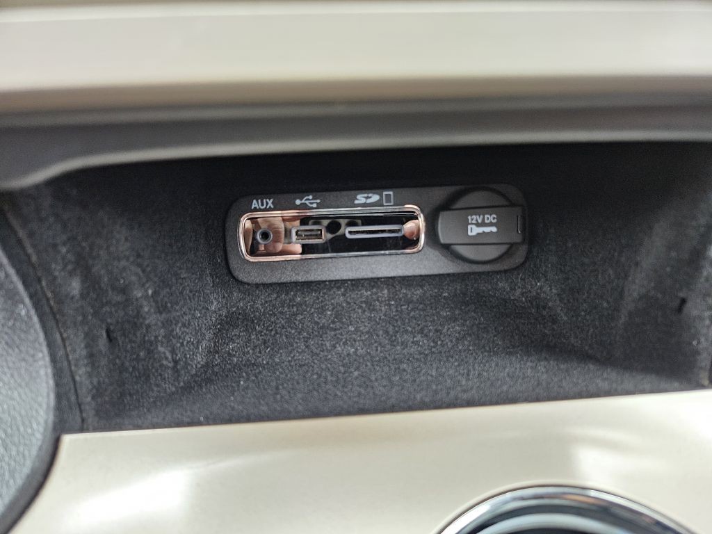 2015 Jeep Grand Cherokee Image 36