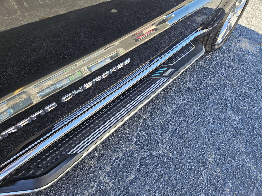 2015 Jeep Grand Cherokee Image 21