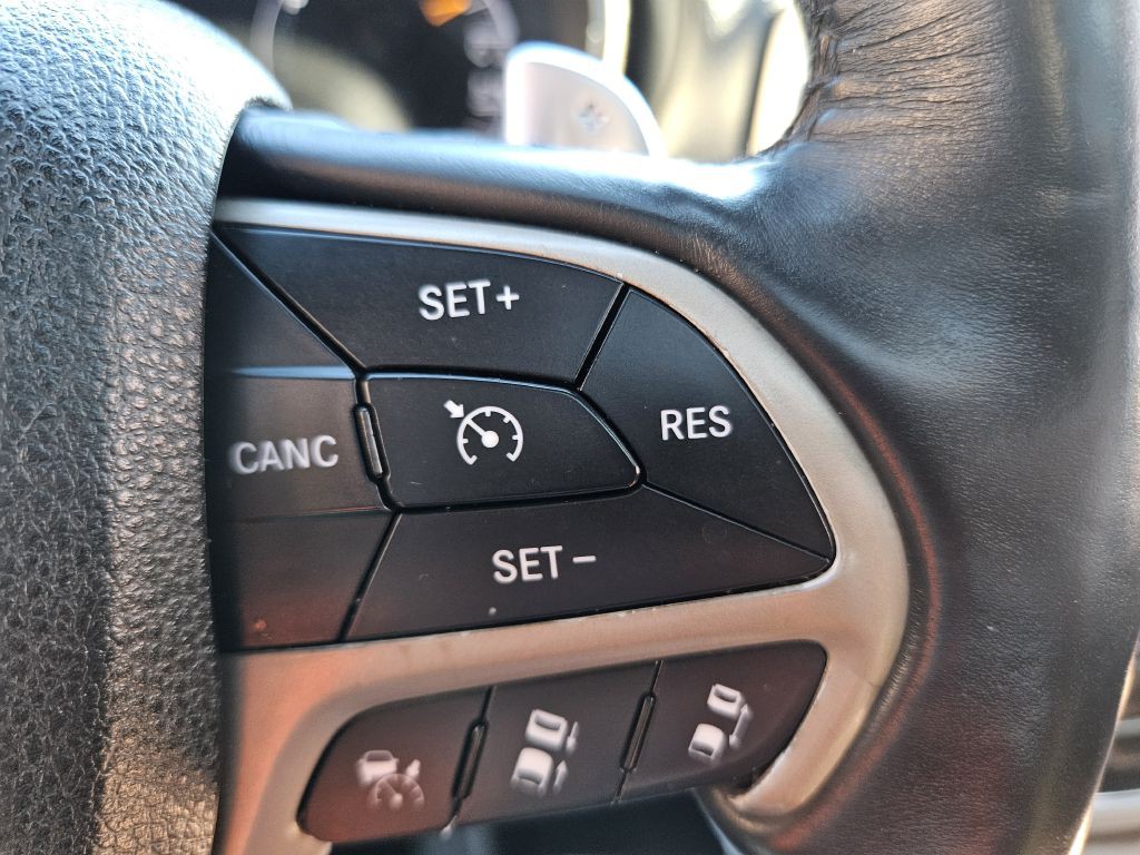 2015 Jeep Grand Cherokee Image 34