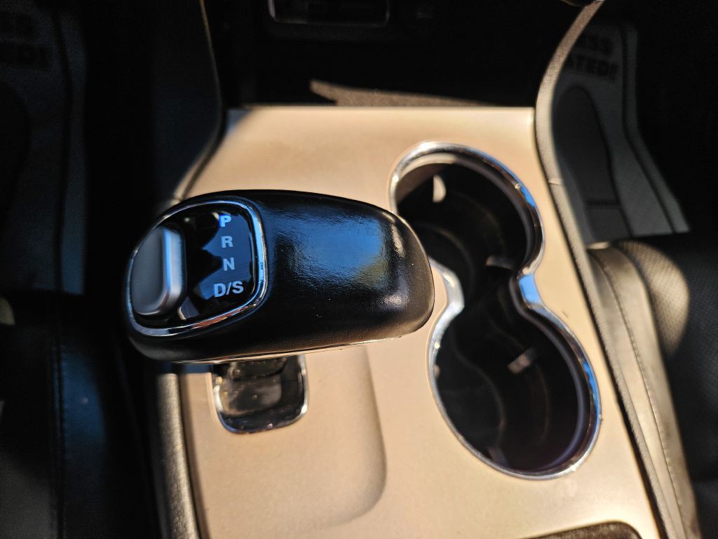 2015 Jeep Grand Cherokee Image 39