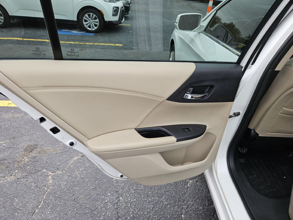 2014 Honda Accord Image 40