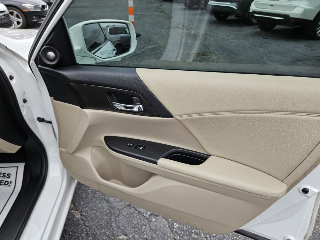 2014 Honda Accord Image 45