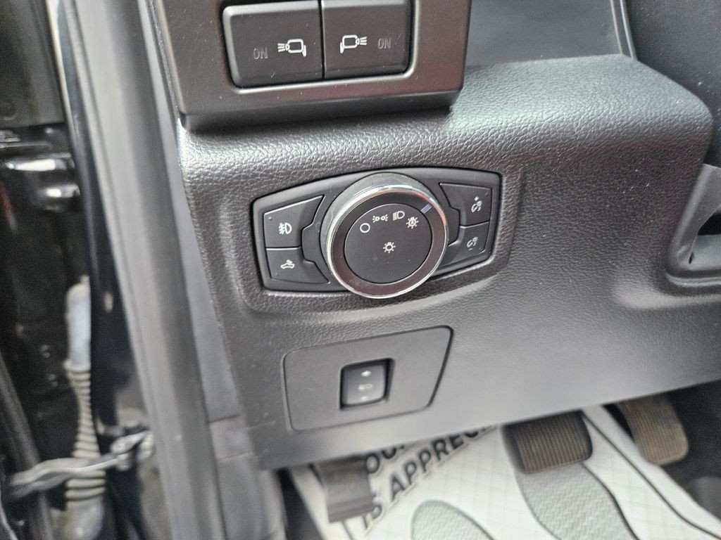 2017 Ford F-150 Image 25