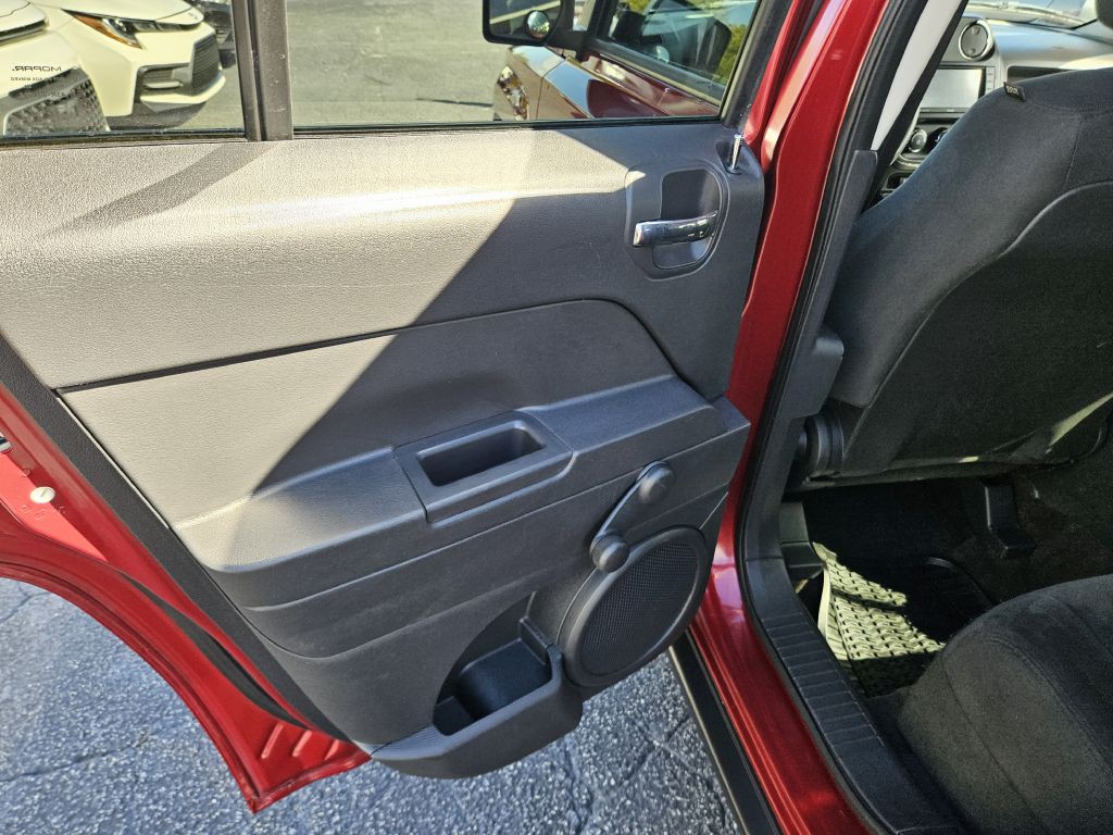 2015 Jeep Patriot Image 31