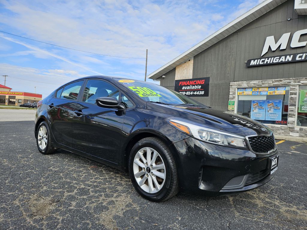 2017 Kia Forte Image 1