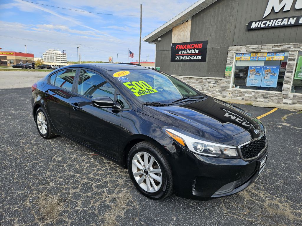 2017 Kia Forte Image 2