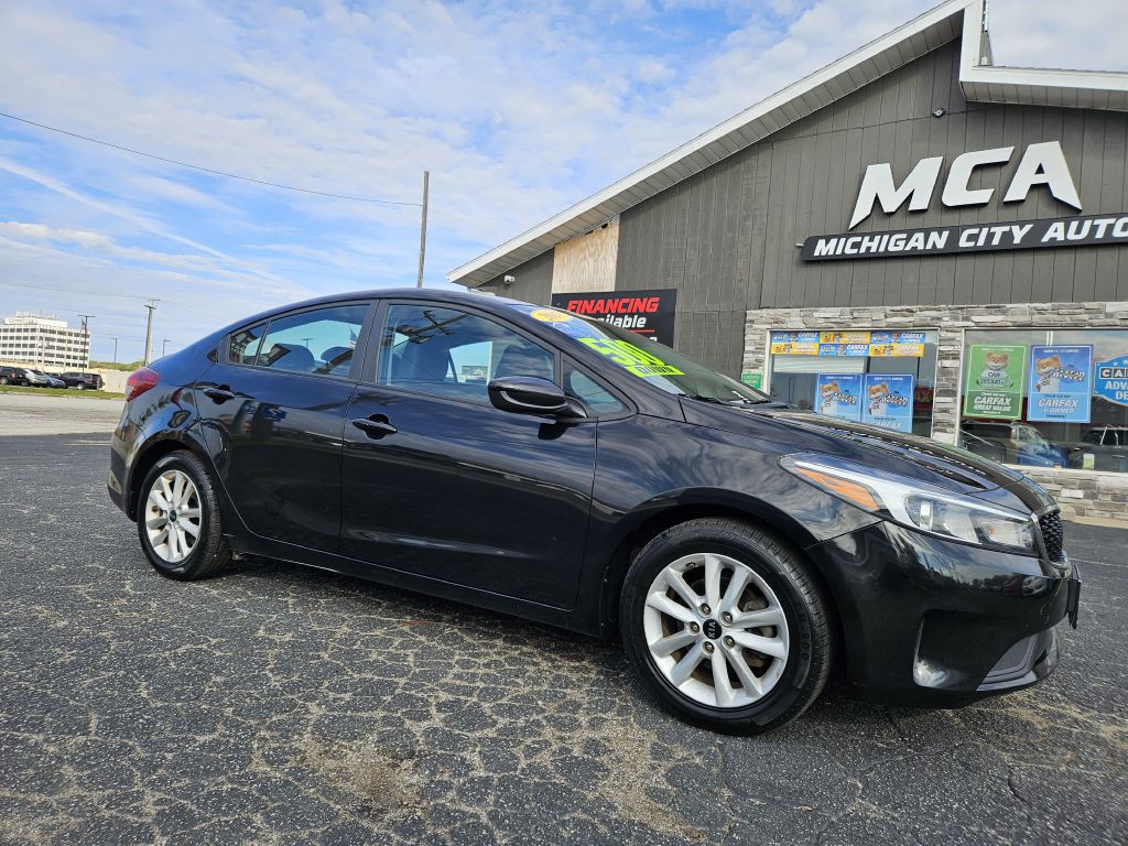 2017 Kia Forte Image 4