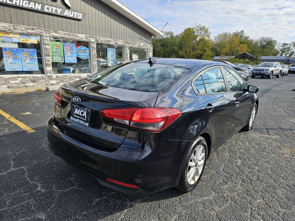 2017 Kia Forte Image 7