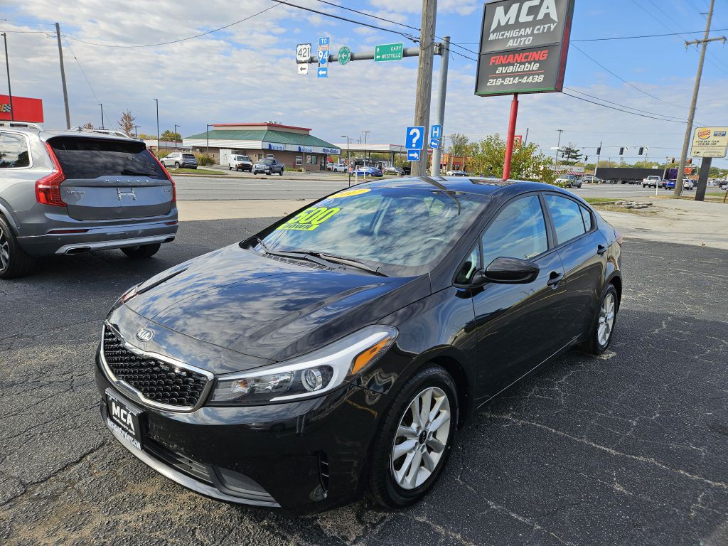 2017 Kia Forte Image 14