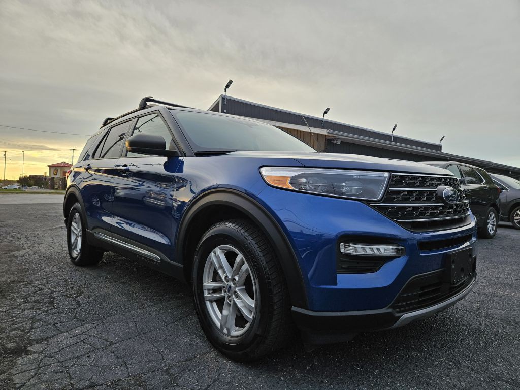 2021 Ford Explorer Image 1
