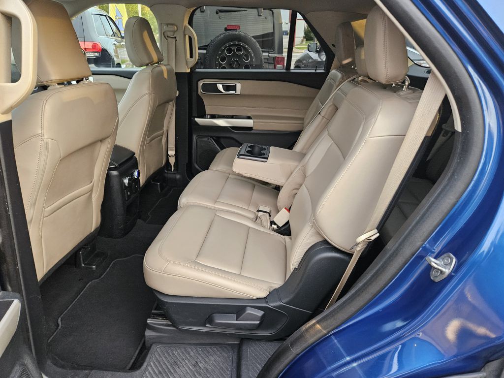 2021 Ford Explorer Image 44