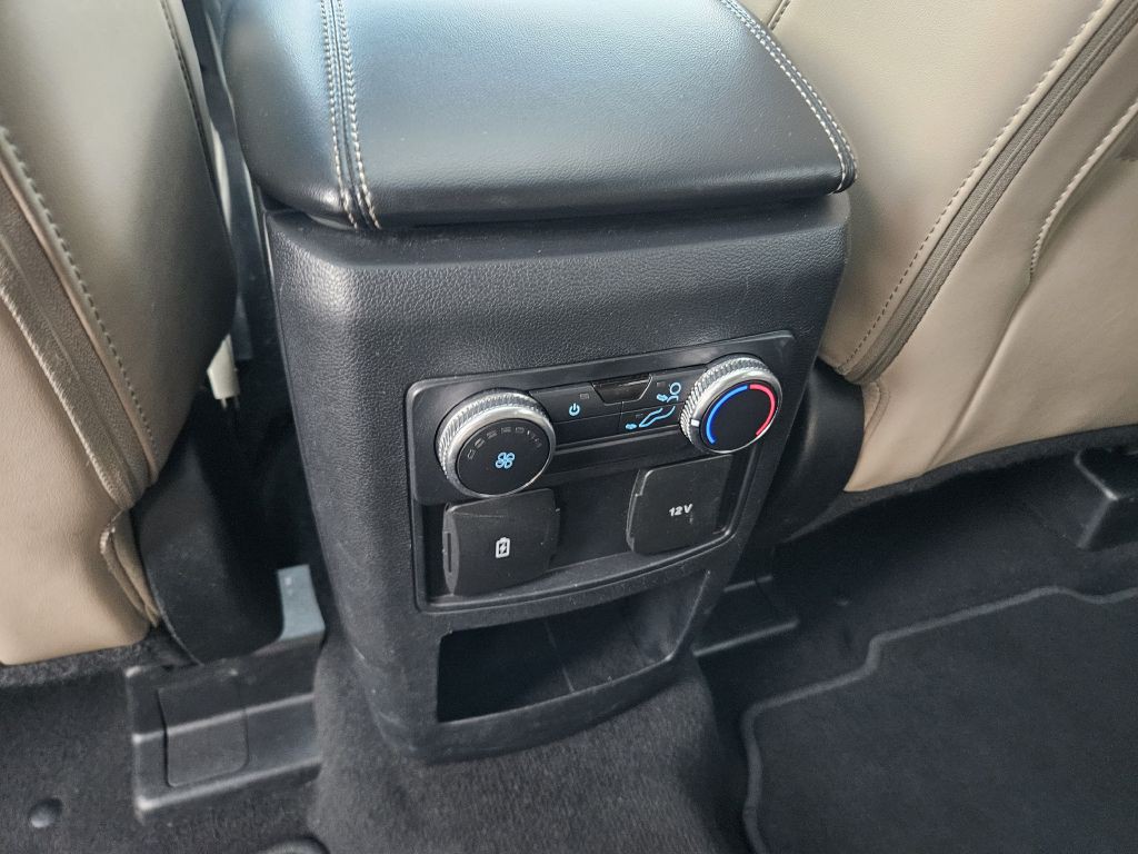 2021 Ford Explorer Image 46
