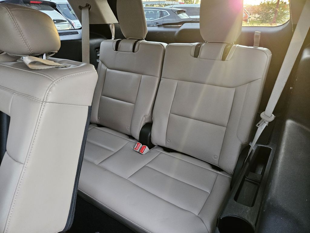 2021 Ford Explorer Image 47