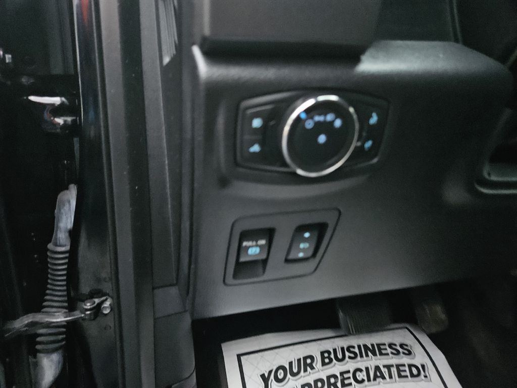 2016 Ford F-150 Image 28
