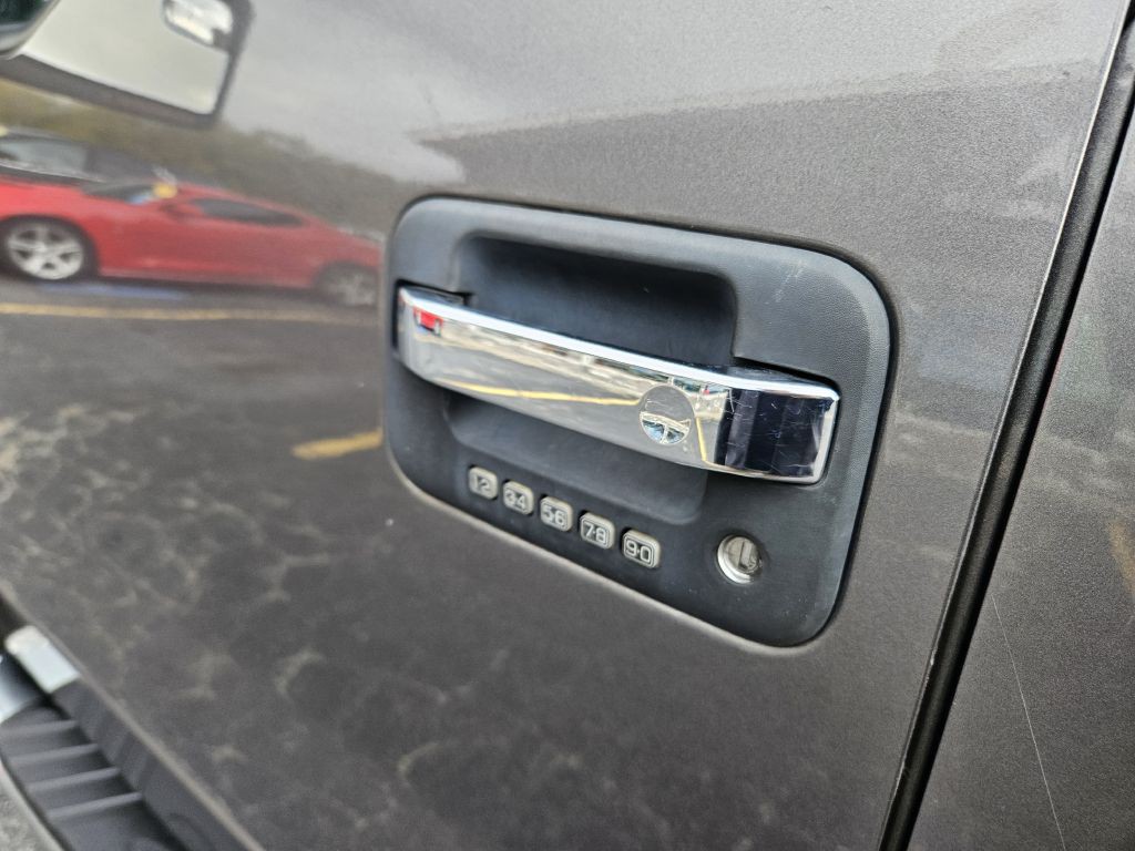 2013 Ford F-150 Image 21