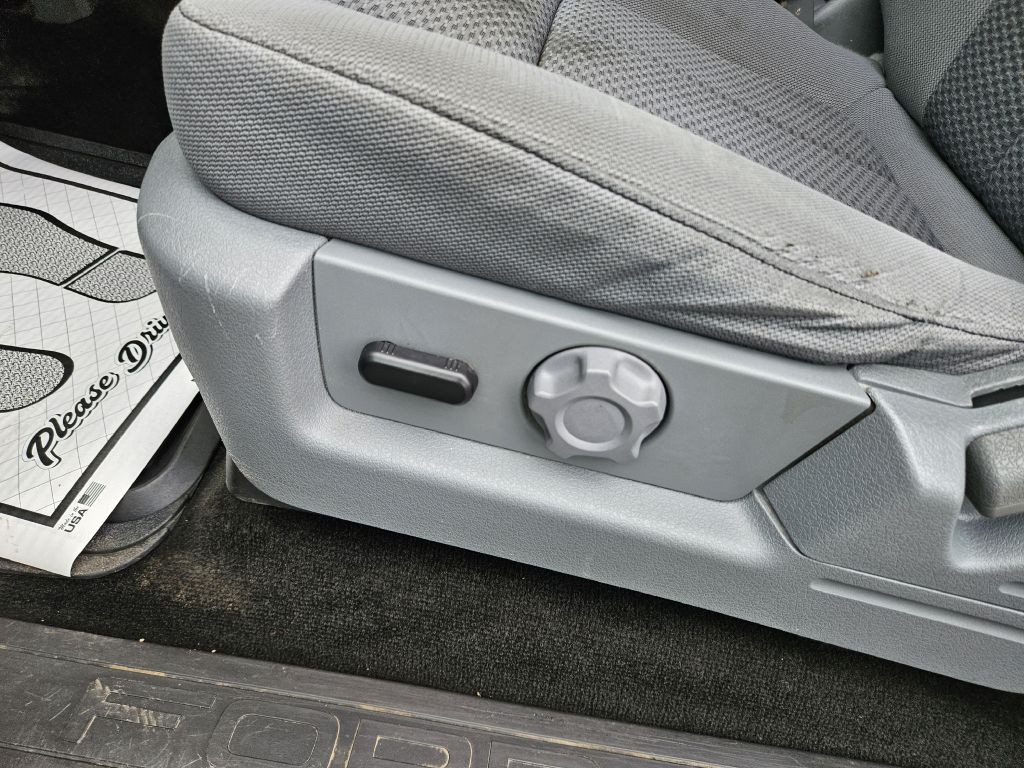 2013 Ford F-150 Image 24