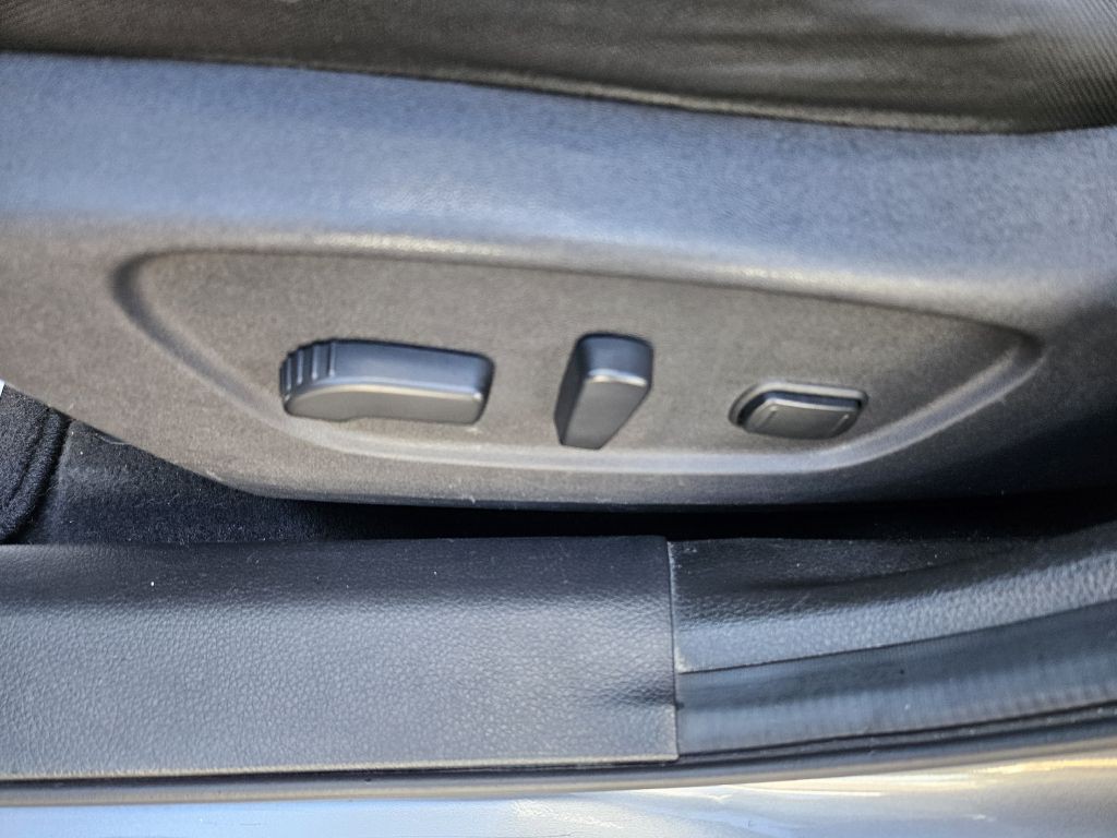 2020 Nissan Rogue Image 21