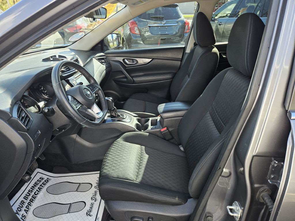 2020 Nissan Rogue Image 22