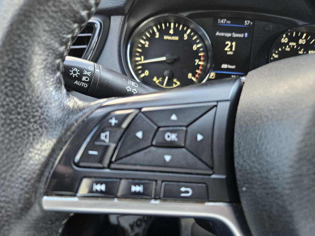 2020 Nissan Rogue Image 28