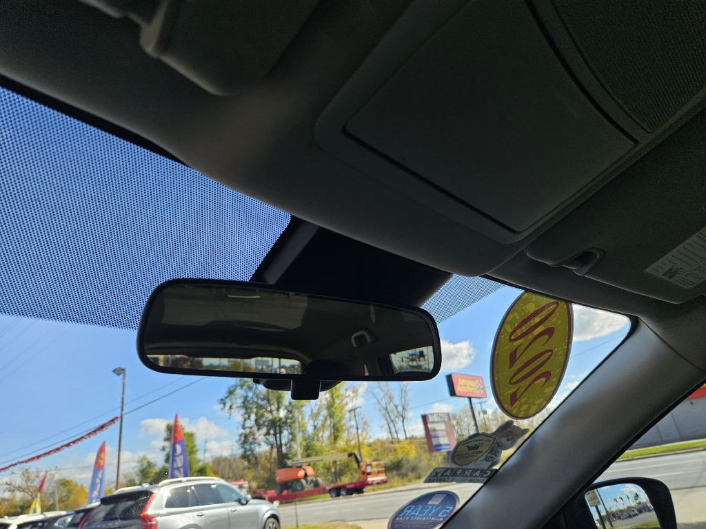 2020 Nissan Rogue Image 37