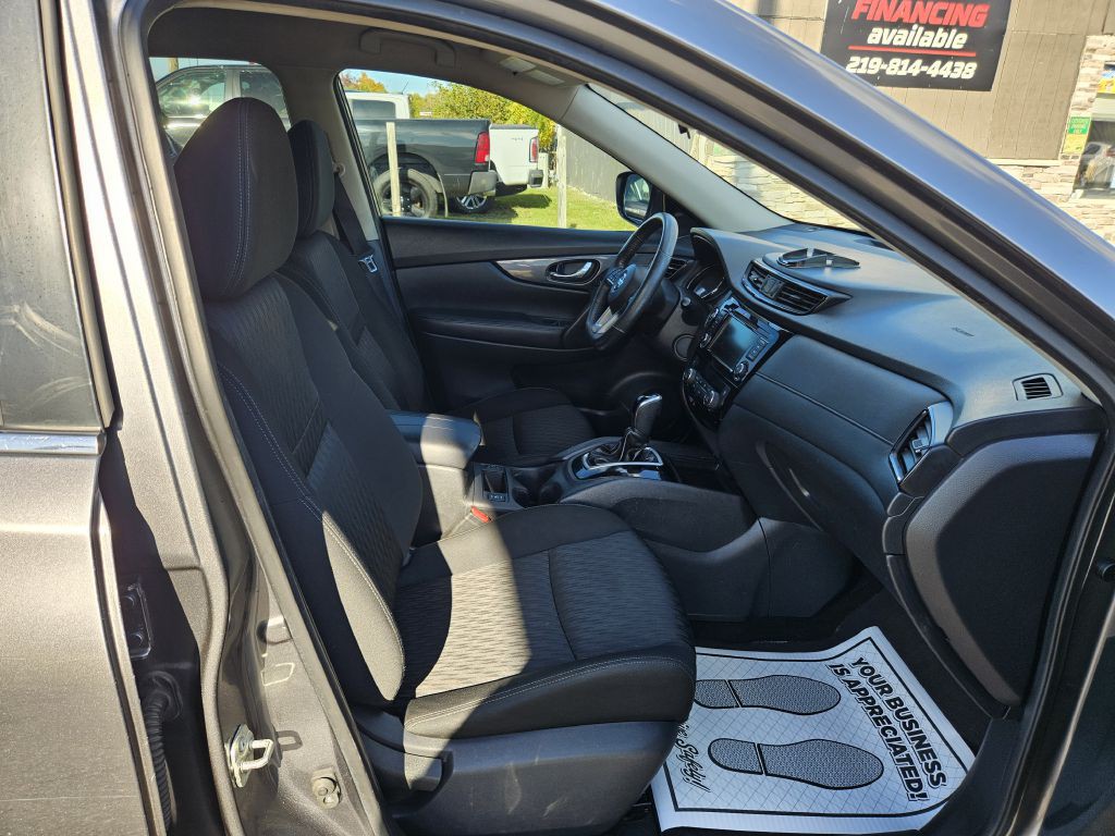 2020 Nissan Rogue Image 44