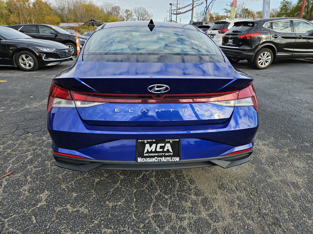 2021 Hyundai Elantra Image 8