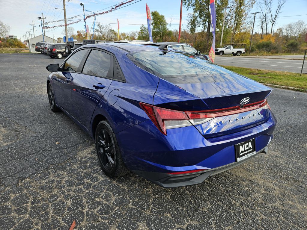 2021 Hyundai Elantra Image 10