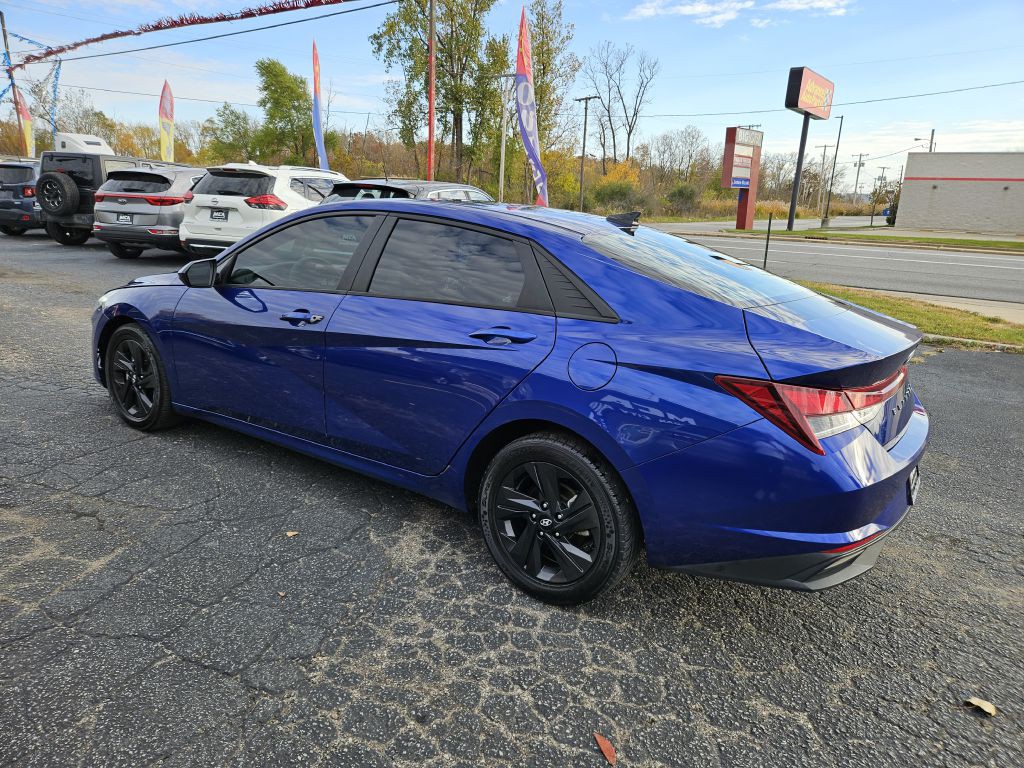 2021 Hyundai Elantra Image 11