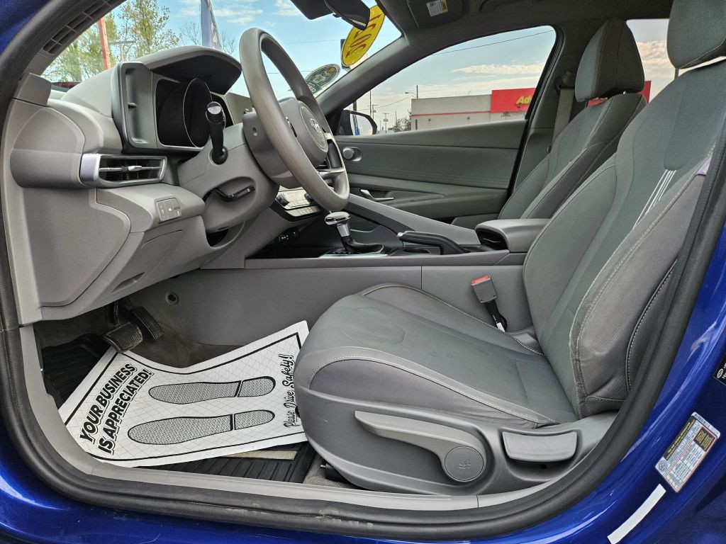 2021 Hyundai Elantra Image 22