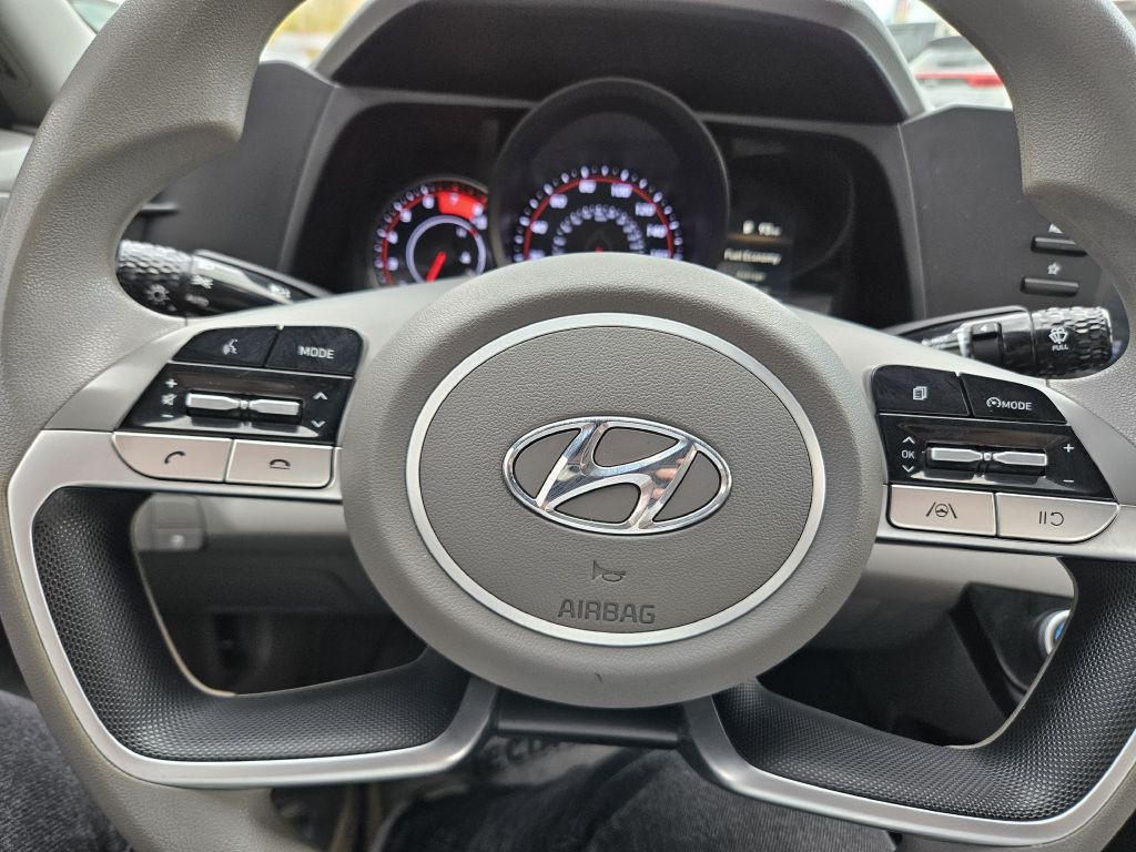 2021 Hyundai Elantra Image 26