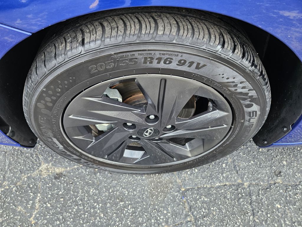 2021 Hyundai Elantra Image 46