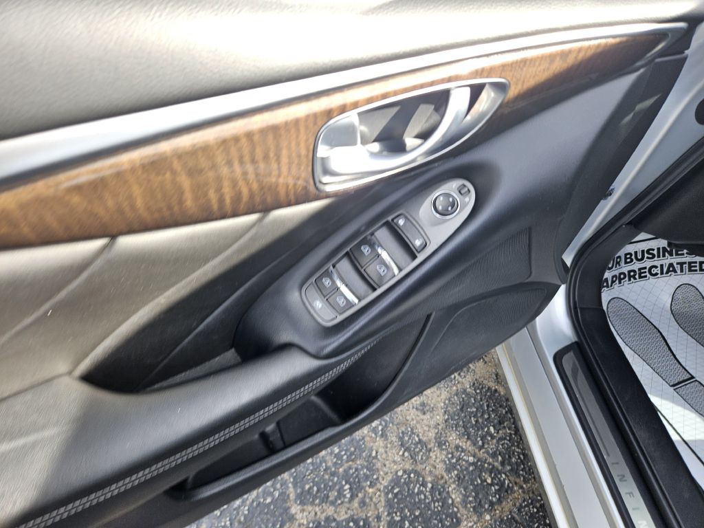 2018 INFINITI Q50 Image 19