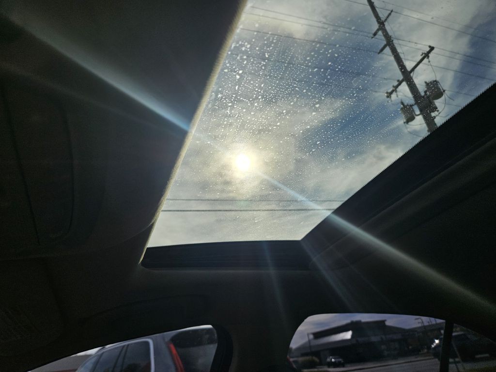 2018 INFINITI Q50 Image 33