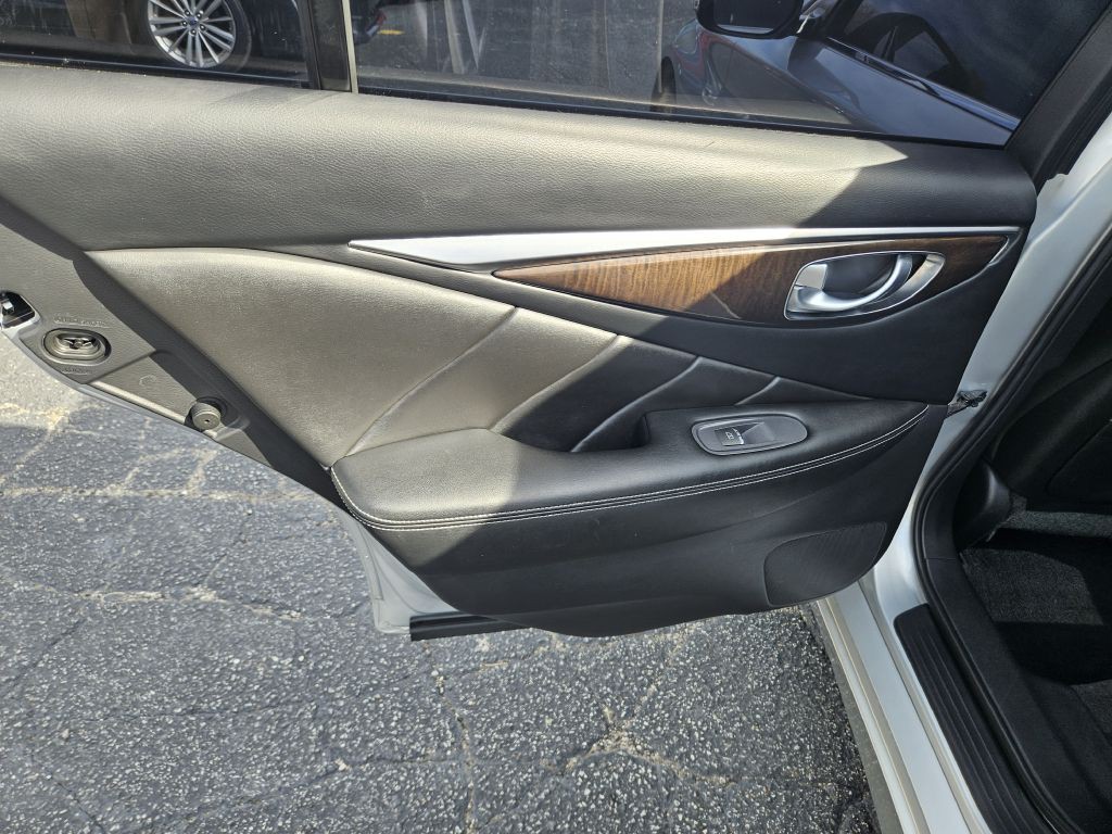 2018 INFINITI Q50 Image 34