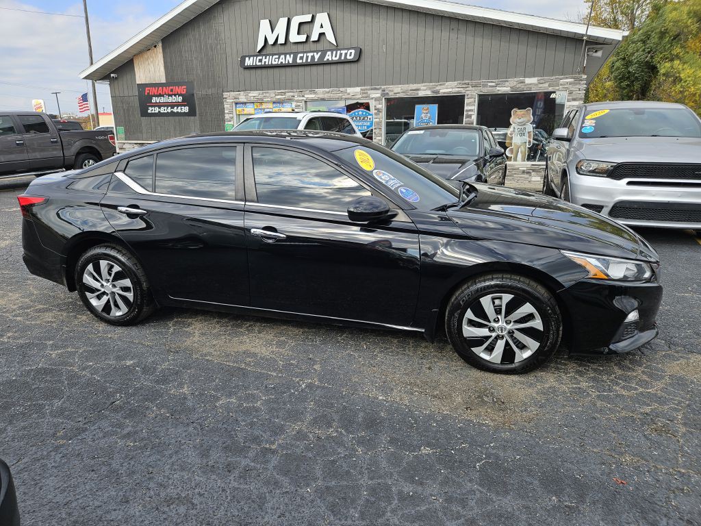 2020 Nissan Altima Image 5