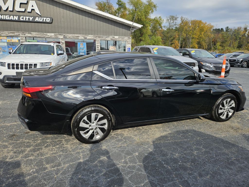 2020 Nissan Altima Image 6