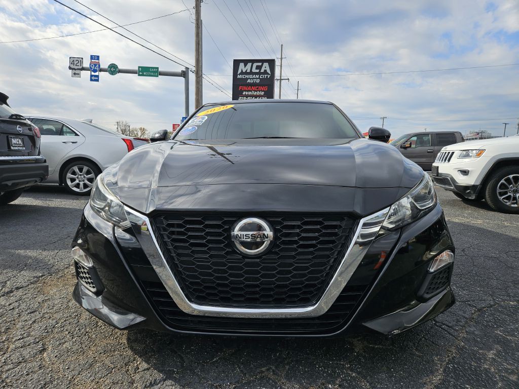 2020 Nissan Altima Image 17