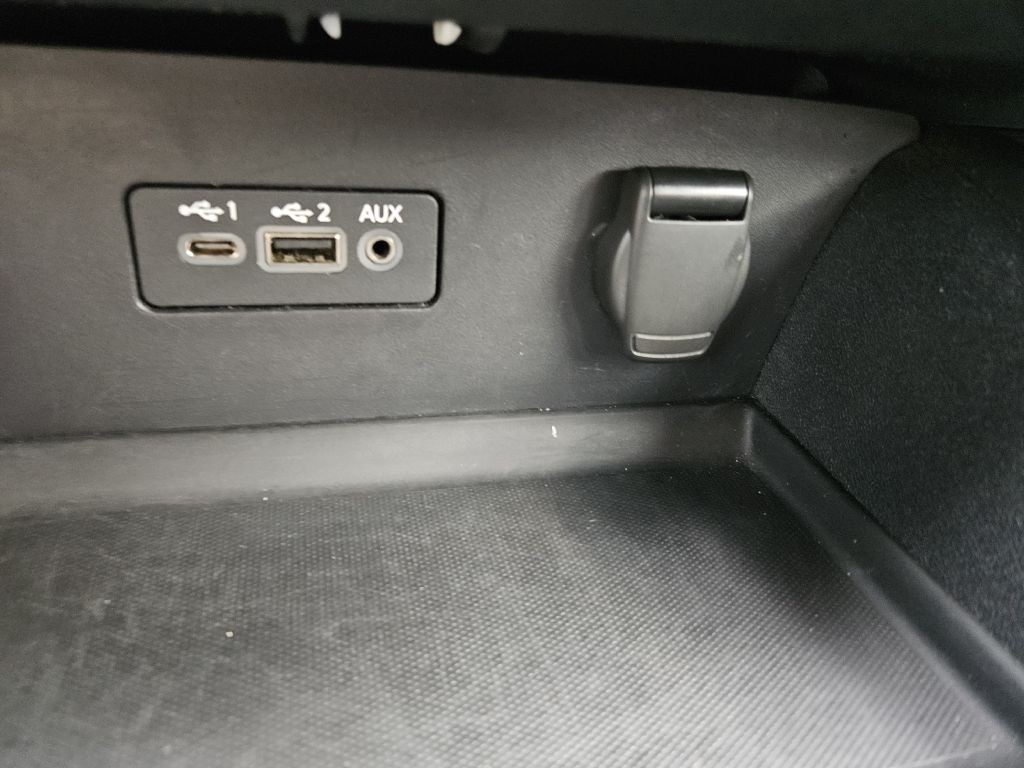 2020 Nissan Altima Image 30