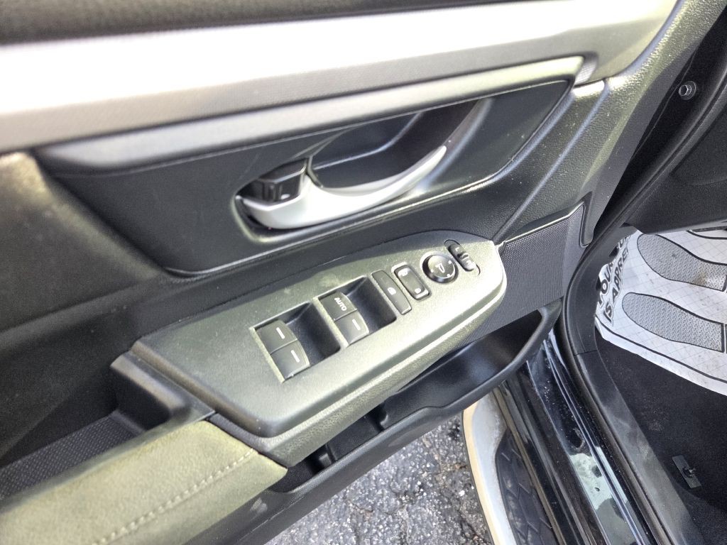 2017 Honda CR-V Image 20