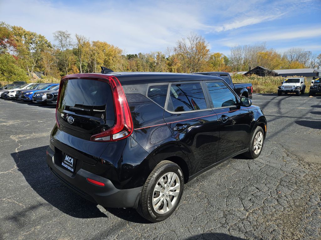 2021 Kia Soul Image 6