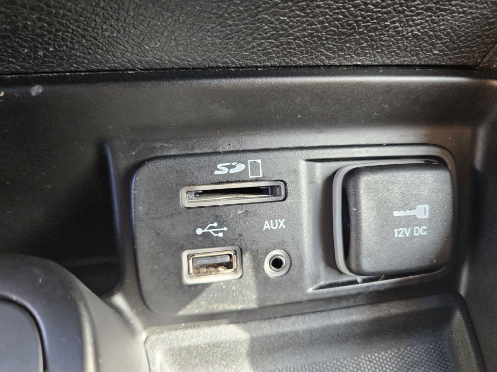 2018 Jeep Cherokee Image 31