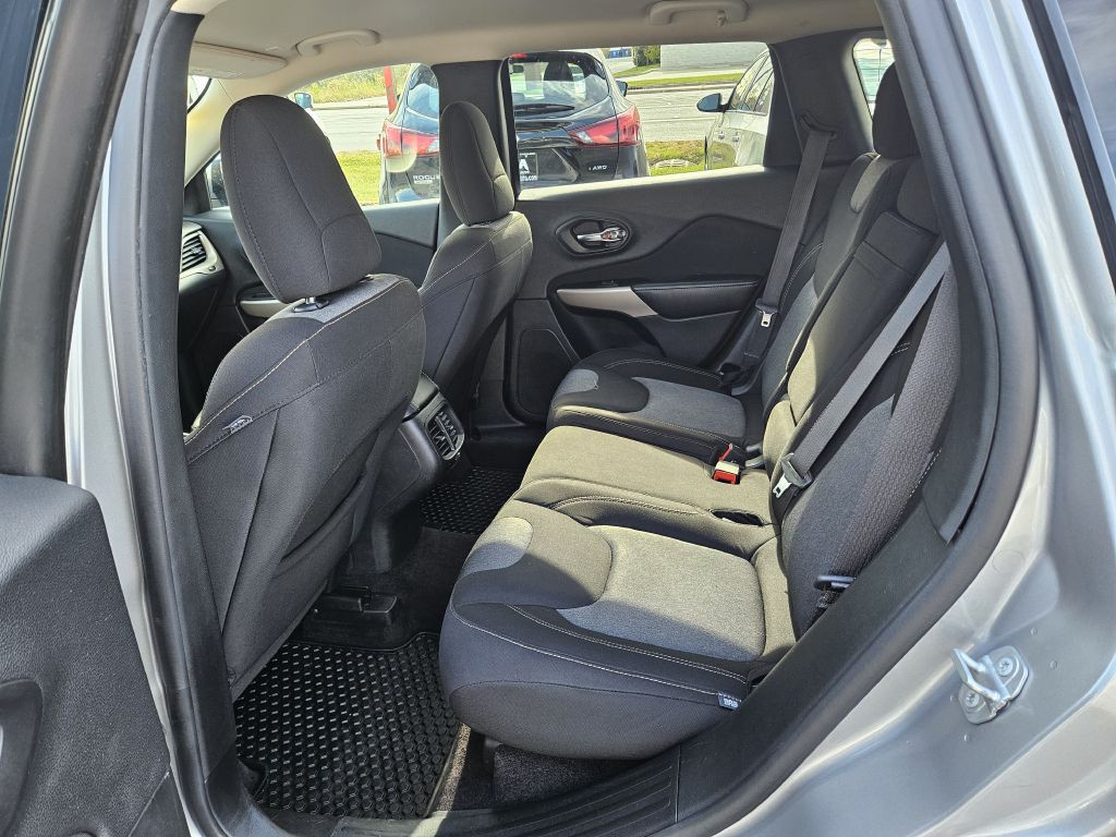 2018 Jeep Cherokee Image 36