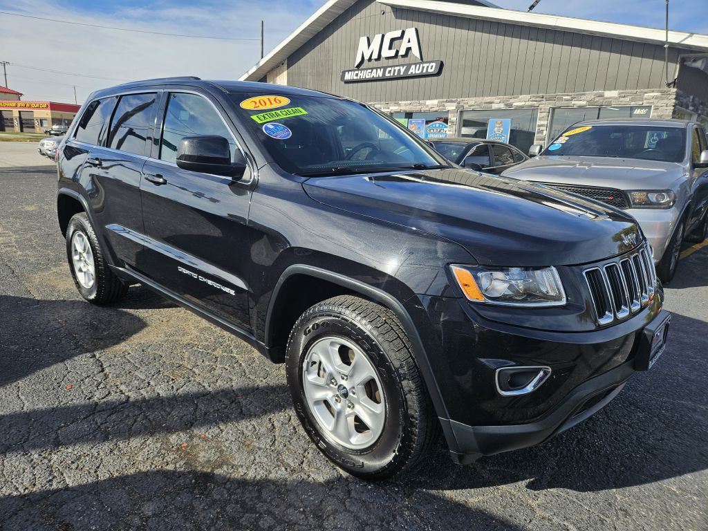 2016 Jeep Grand Cherokee Image 2