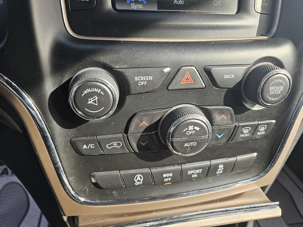 2016 Jeep Grand Cherokee Image 28