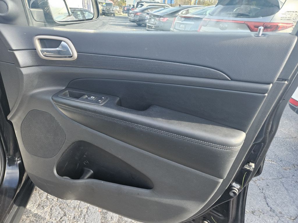 2016 Jeep Grand Cherokee Image 36