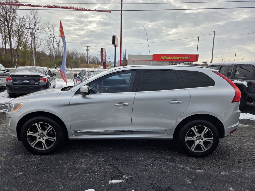 2015 Volvo XC60 Image 13