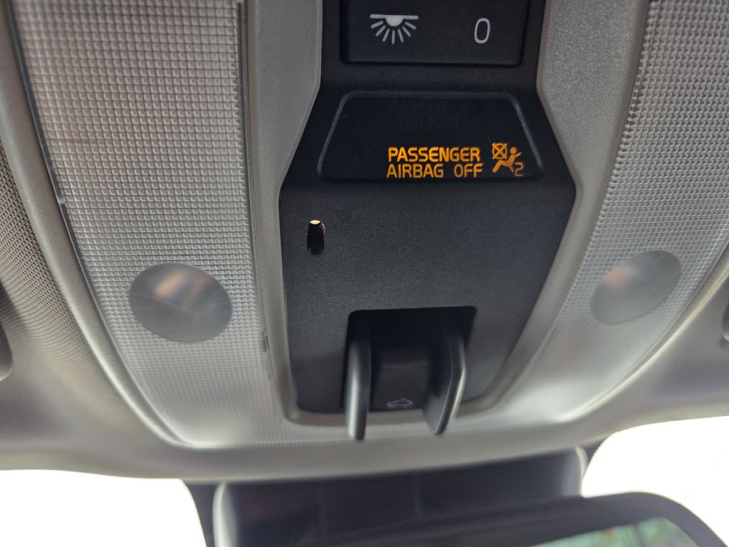 2015 Volvo XC60 Image 37