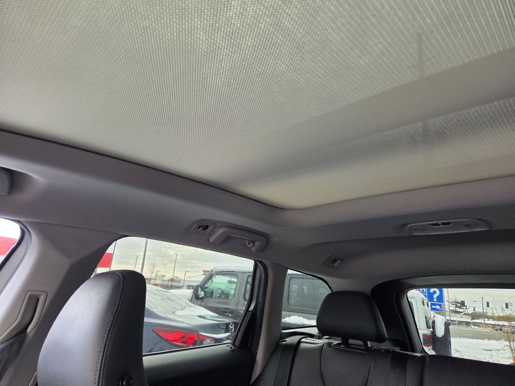 2015 Volvo XC60 Image 38