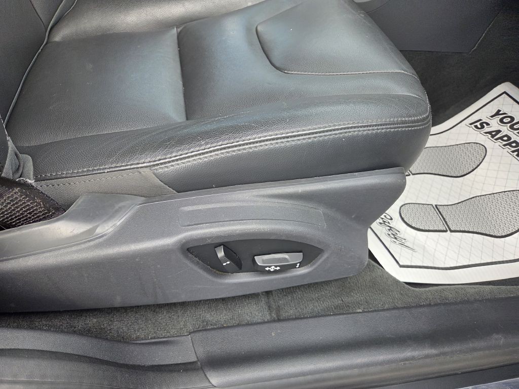 2015 Volvo XC60 Image 46